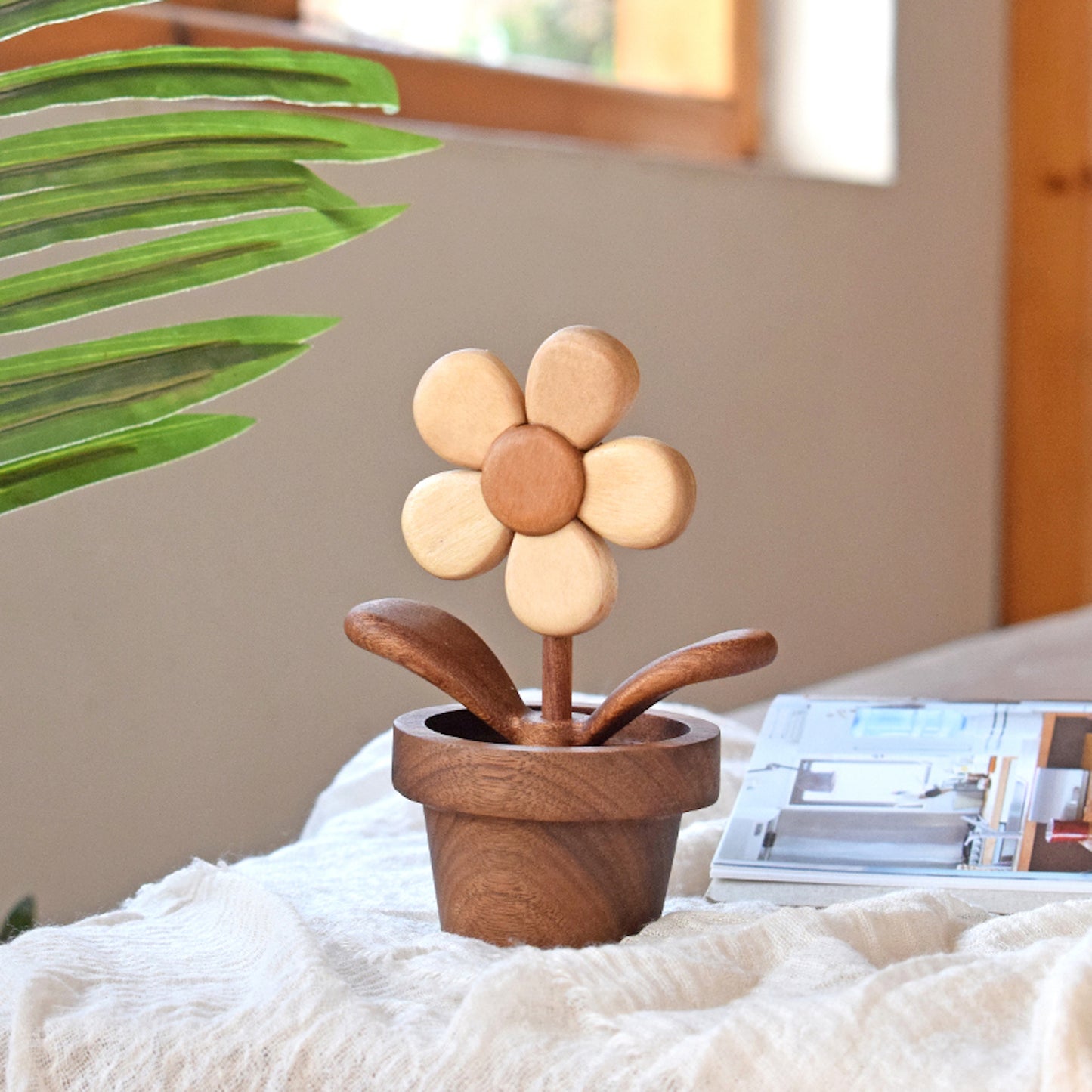 Wooden Flowerpot Diffuser Desk Spinner – Natural Wood Toy, Aroma Oil Diffuser