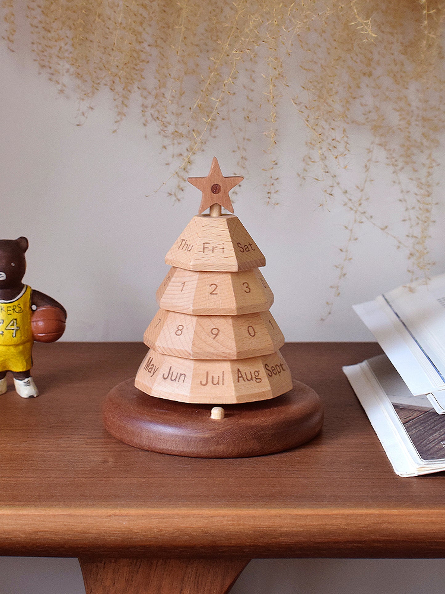 Christmas Tree Perpetual Calendar - Desk Calendar /Wood Calendar /Office Decor /Christmas Gift