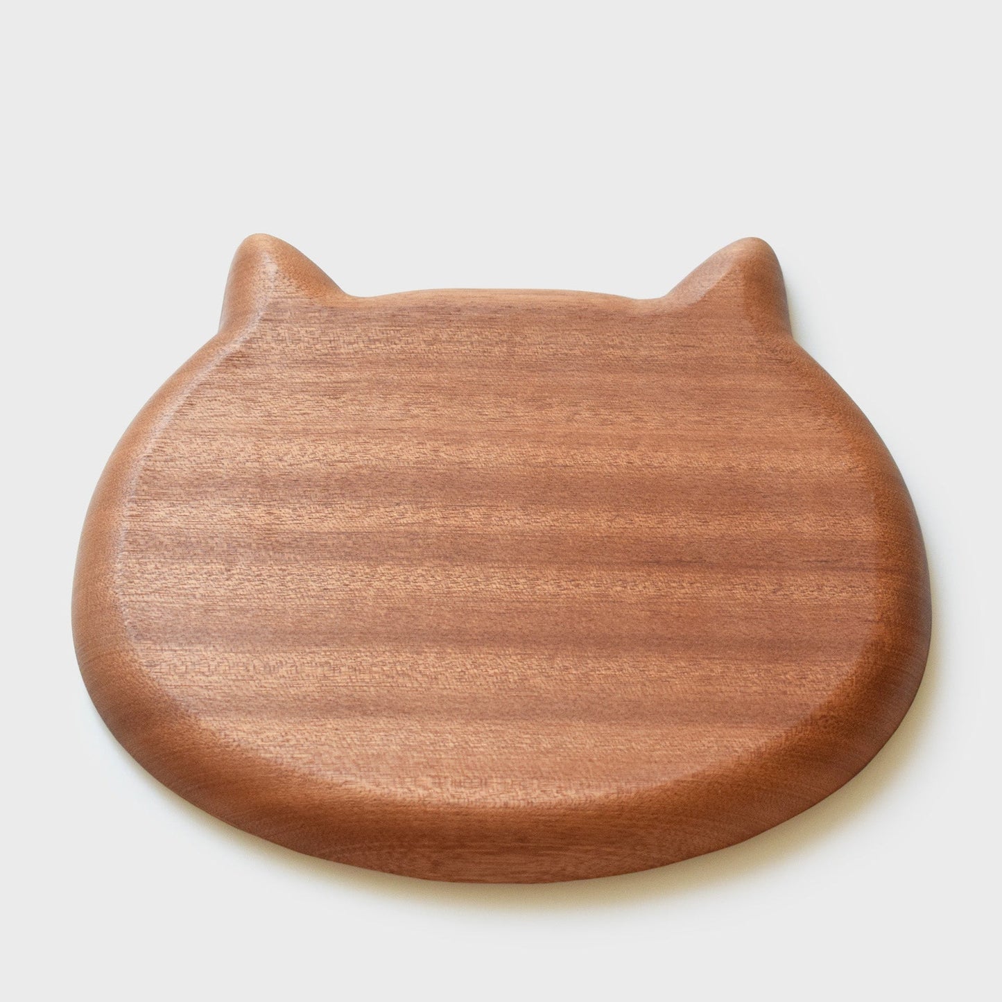 Hand-Carved Small-Eyes Cat Wooden Plate – Home Decor