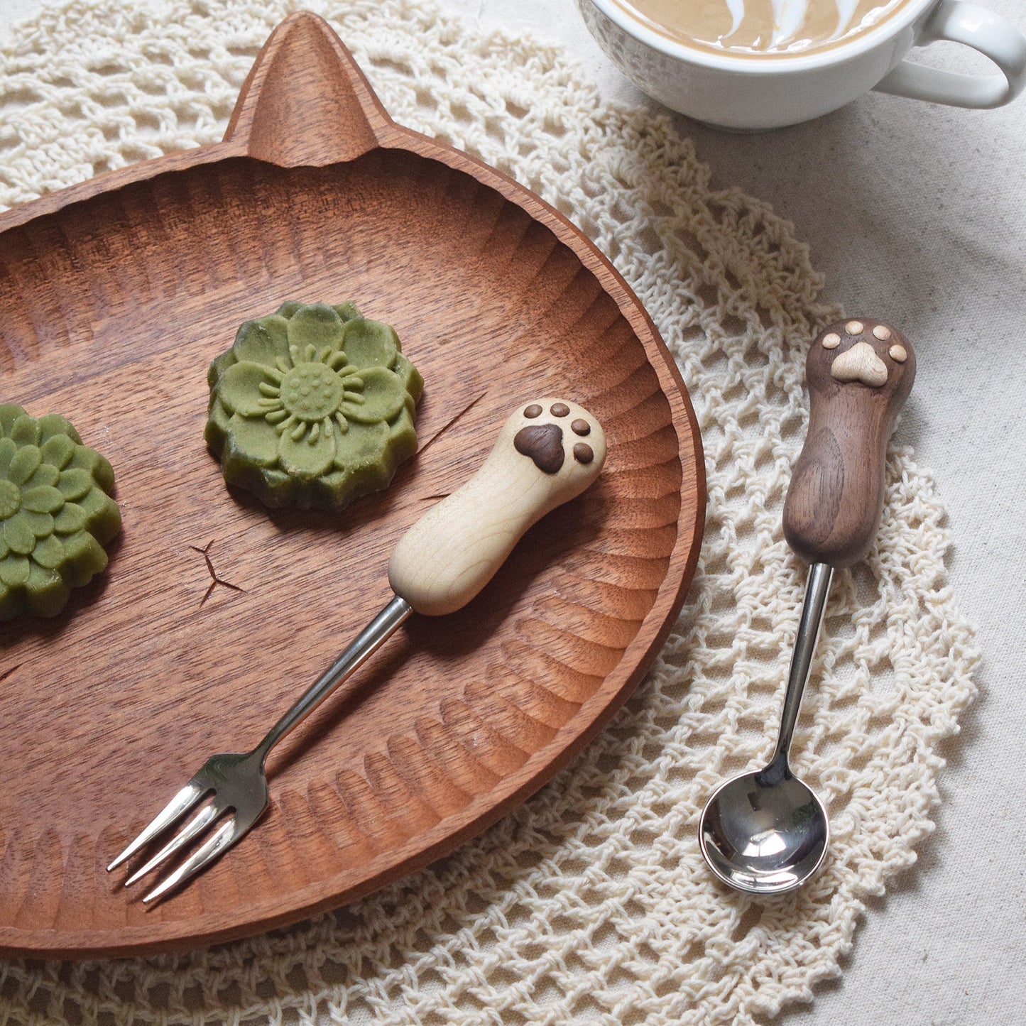 Hand-Carved Catpaw Spoon & Fork Set – Cute & Functional Gift